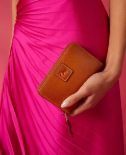 Florentine Medium Zip Around Wallet Ecru -Dooney & Bourke 9Y0323 ILD lifestyle 1