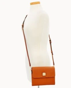 Pebble Grain Hunter Crossbody Caramel -Dooney & Bourke B1424G AWCAPATN ALT4 1