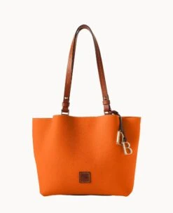 Pebble Grain Small Flynn Mustard -Dooney & Bourke B1459G 9PCEPAKR