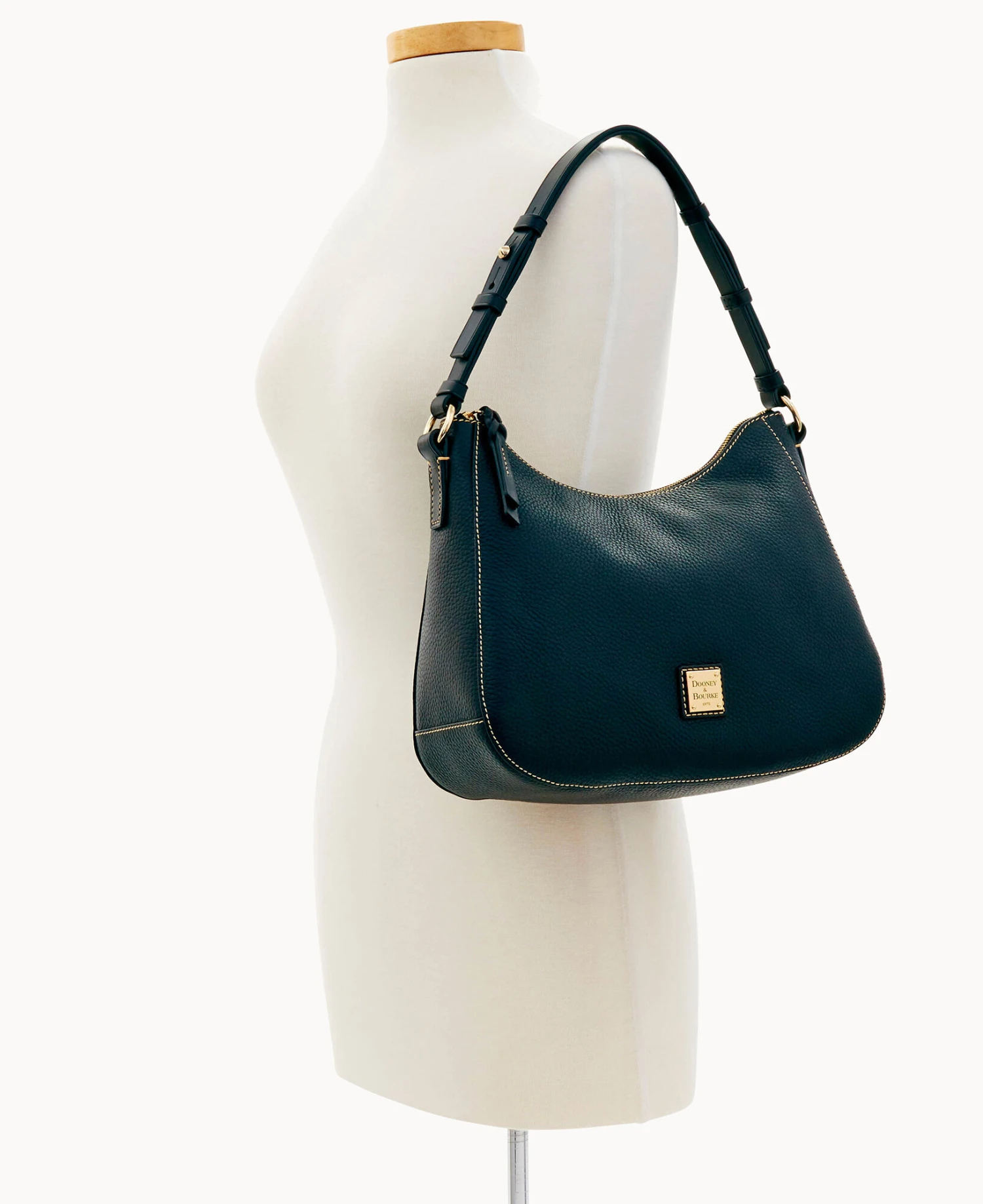 Pebble Grain Kiley Hobo Black Black 5 Pebble Grain Kiley Hobo Black Black - Image 5