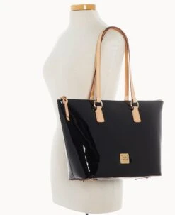 Patent Wren Tote Black 25 Patent Wren Tote Black -Dooney & Bourke B1694G PTBLSVNA ALT4 1