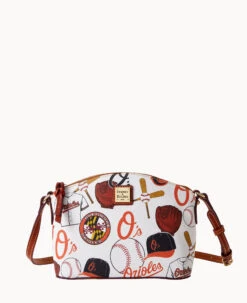 MLB Orioles Suki Crossbody ORIOLES -Dooney & Bourke B1696G QUMWPATNORLS 2