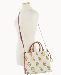 Monogram Brenna Beige -Dooney & Bourke B1905G QRBEPAKR ALT4 1