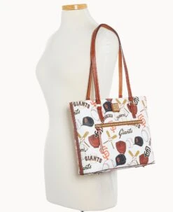 MLB Giants Shopper GIANTS -Dooney & Bourke B1924G QUMWPATNGINT ALT4 1