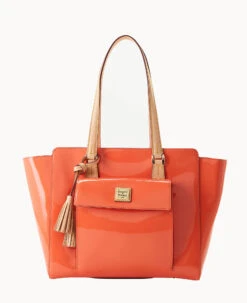 Patent East West Shopper Black -Dooney & Bourke B2169G PTCRSVNA