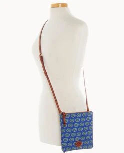 Collegiate University Of Florida North South Top Zip Crossbody University Of Florid 16 Collegiate University Of Florida North South Top Zip Crossbody University Of Florid -Dooney & Bourke BL371G AABUPATNFLA0 ALT4 1