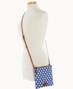 MLB Cubs North South Top Zip Crossbody Cubs 16 MLB Cubs North South Top Zip Crossbody Cubs -Dooney & Bourke BL371G MJBUPATNCUBS ALT4 1