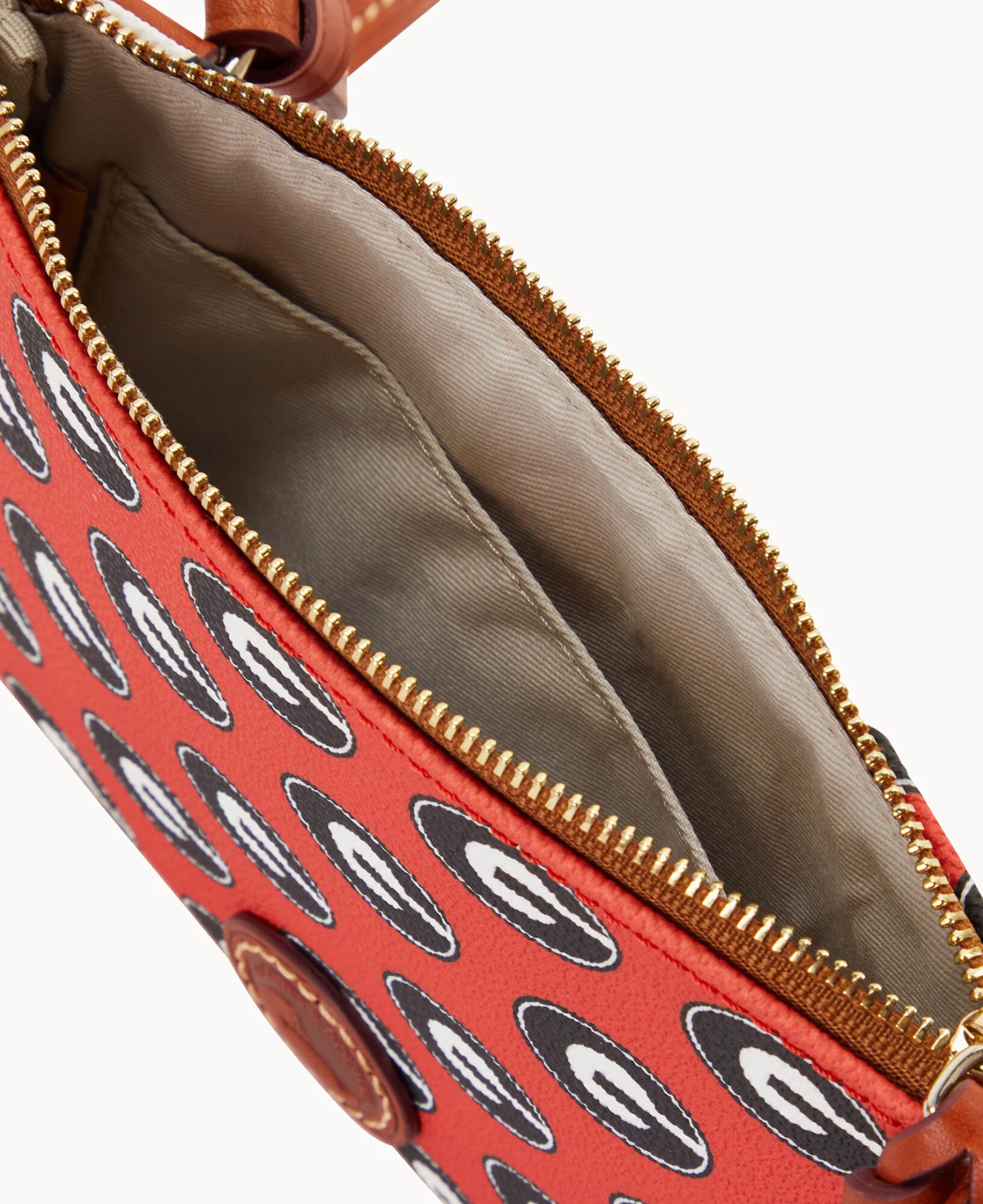 Collegiate University Of Georgia Top Zip Crossbody University Of Georgi 3 Collegiate University Of Georgia Top Zip Crossbody University Of Georgi - Image 3