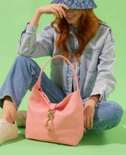 Pebble Grain Small Logo Lock Sac Midnight Blue -Dooney & Bourke BPEBS1892 ILD lifestyle 1