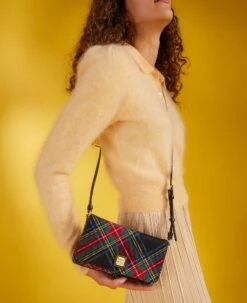 Tartan Betsy Crossbody Black -Dooney & Bourke BTART2336 ILD lifestyle 1