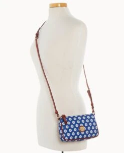 MLB Cubs Lexi Crossbody Sm Coin Case CUBS -Dooney & Bourke M1400G MJBUPATNCUBS ALT4 1