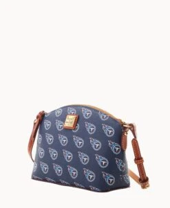 NFL Titans Suki Crossbody Med Wristlet TITANS -Dooney & Bourke M1696G NJNVPATNTTNS ALT1 1
