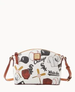 MLB White Sox Suki Crossbody Med Wristlet WHITE SOX 19 MLB White Sox Suki Crossbody Med Wristlet WHITE SOX -Dooney & Bourke M1696G QUMWPATNWHSX 1