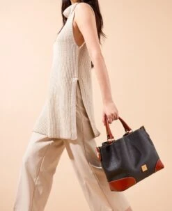 Pebble Grain Brenna Caramel 26 Pebble Grain Brenna Caramel -Dooney & Bourke R036C ILD lifestyle 1