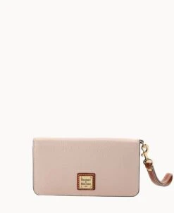 Pebble Grain Fey Phone Wristlet Black Black 36 Pebble Grain Fey Phone Wristlet Black Black -Dooney & Bourke W0431G AWOYPATN